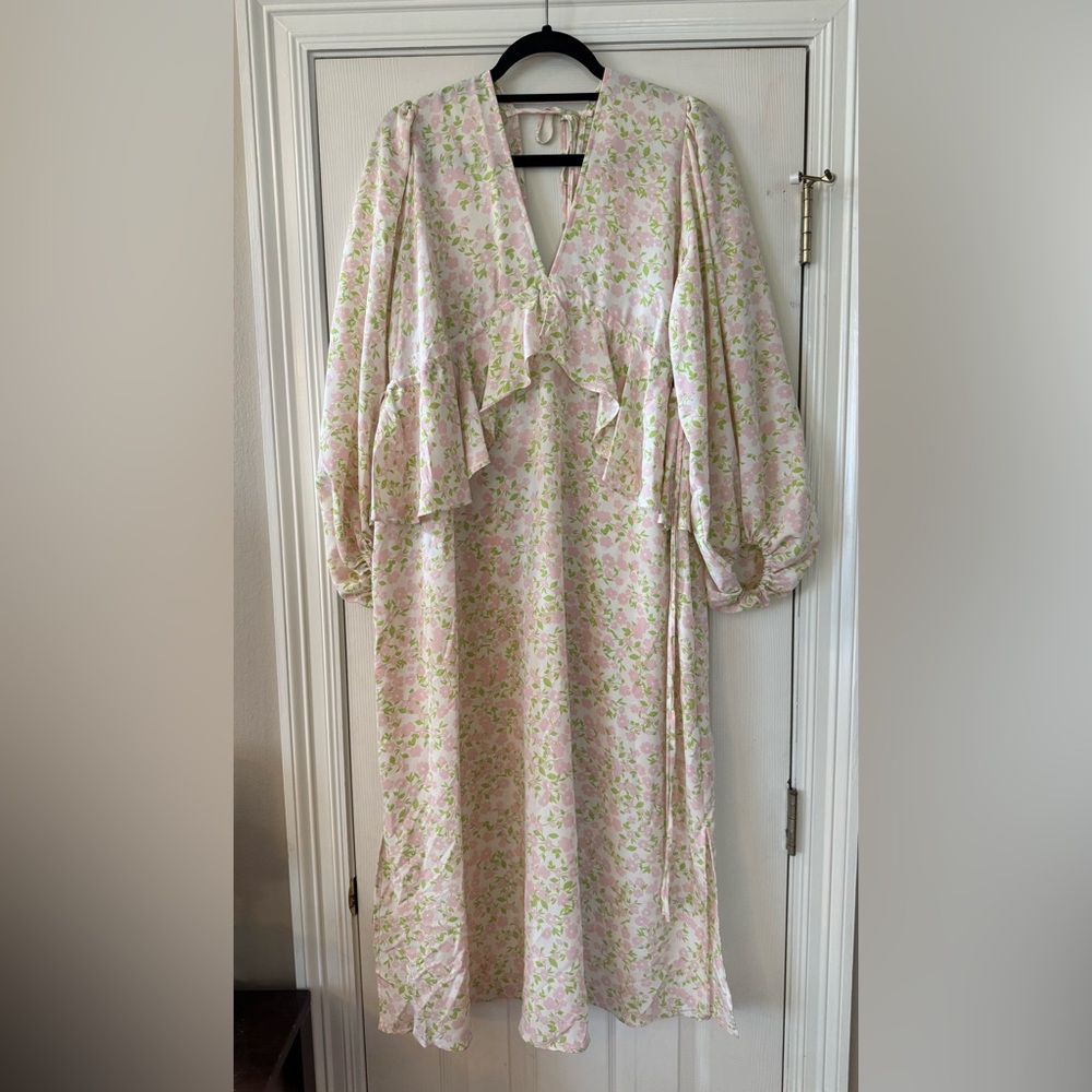Topshop MATERNITY Pink & Green Floral Ruffle Midi Dress